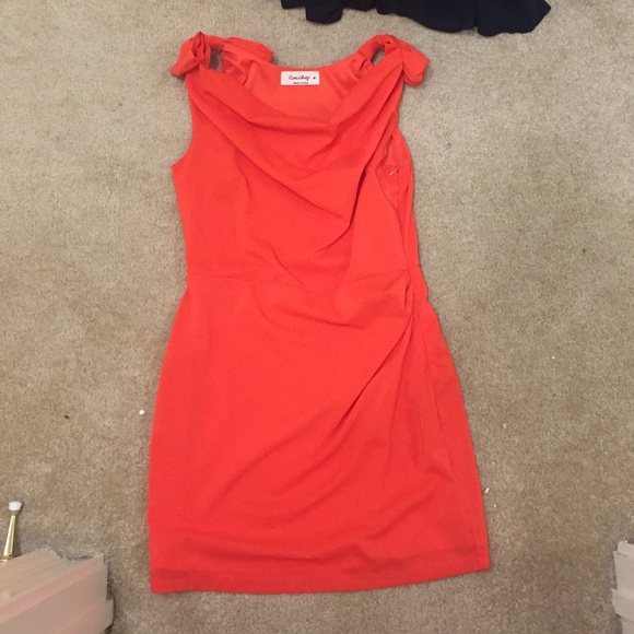 Coral semi-formal dress - Picture 1 of 1