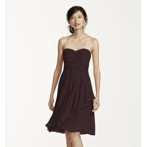 Short chiffon brown dress with front ruffle