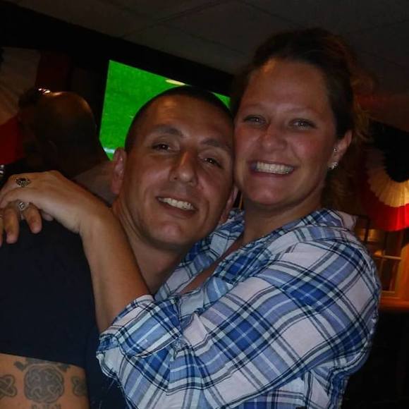 Meet your Posher, Danielle - Picture 1 of 1