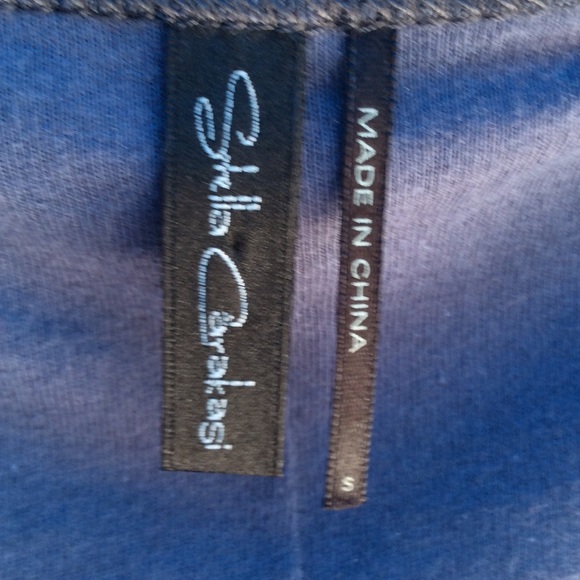 A bohemian style dress - Picture 2 of 3