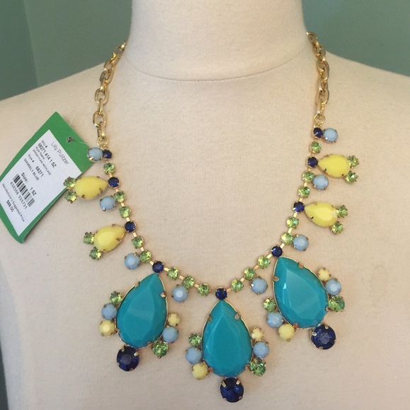 Lilly Pulitzer Jewelry - Lilly Pulitzer Spring Fling Necklace