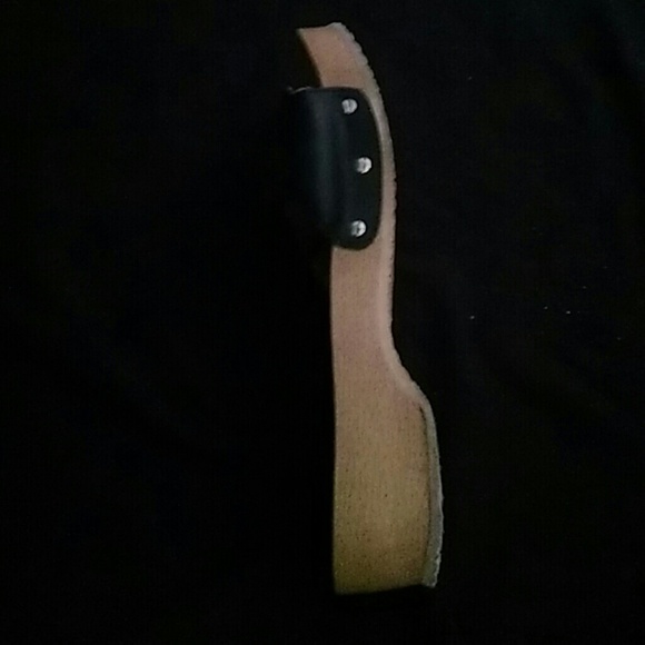 Sandals - Picture 3 of 4