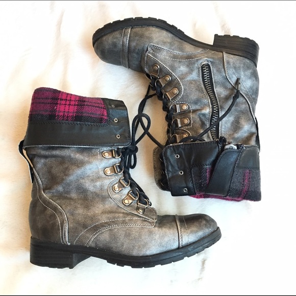 ❌SOLD❌ Gunmetal grey combat boots