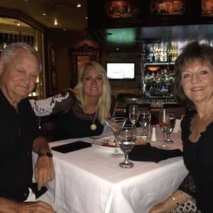 Meet your Posher, Leslie