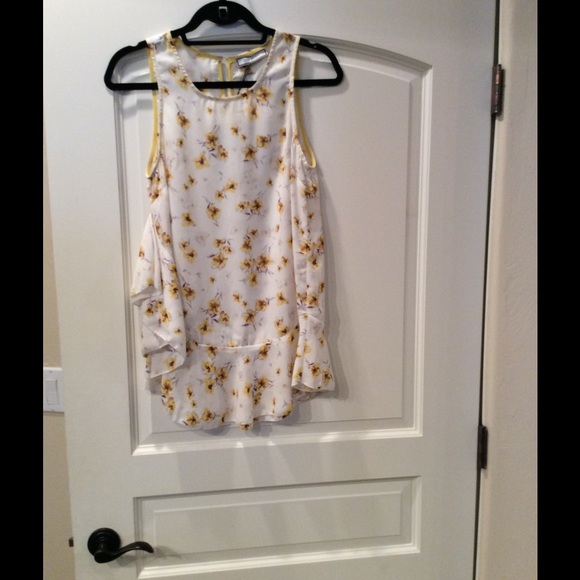 BRAND NEW FUN SUMMER TOP
