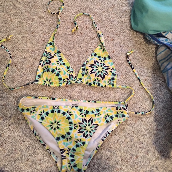 Swim suit - Picture 1 of 4