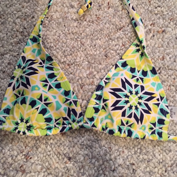 Swim suit - Picture 2 of 4