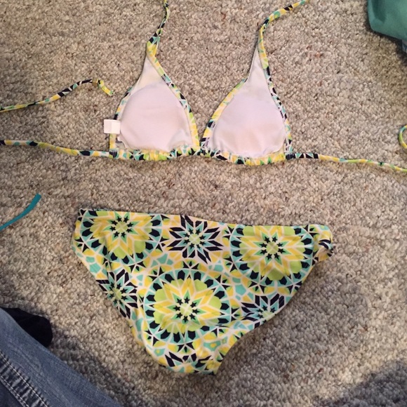 Swim suit - Picture 4 of 4