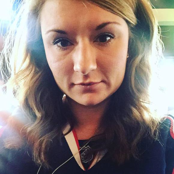 Meet your Posher, Alicia