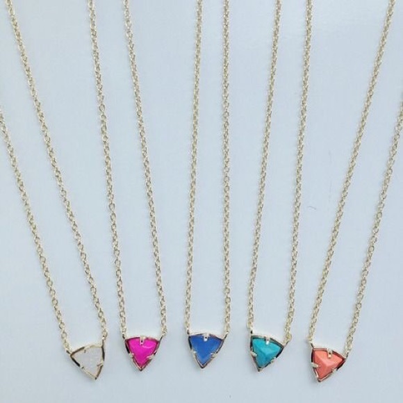 ISO Kendra Scott - Picture 2 of 3