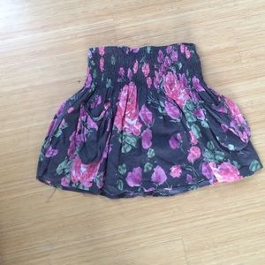 Floral skirt with pockets