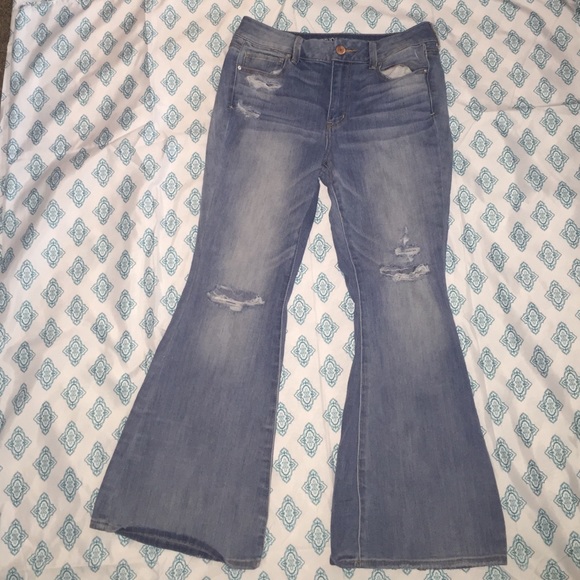 AE Hi-Rise Boho Artist size 10 SHORT Jeans
