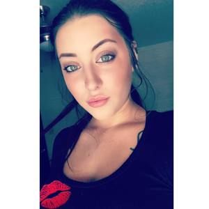 Meet your Posher, Alisha