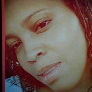 Meet your Posher, Kenisha