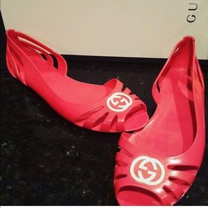 Gucci hot pink jellys