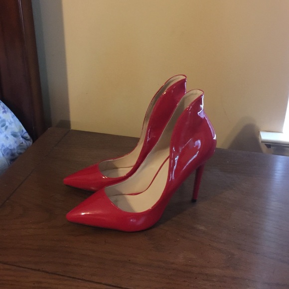 Pumps - Picture 3 of 3