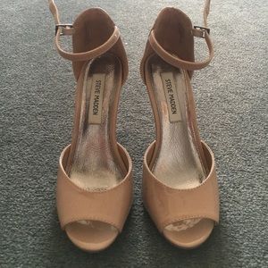 Comfy wedges, Size 8. Worn once for 4 hours.