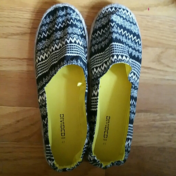 H&M casual slip on flats