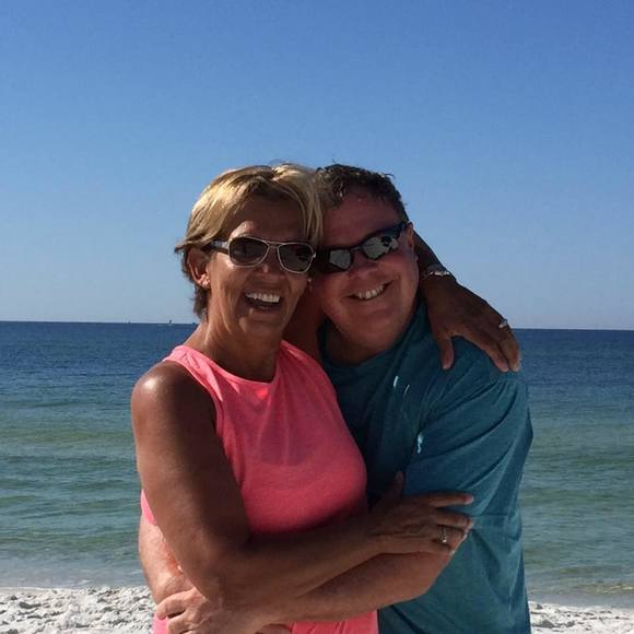 Meet your Posher, Ellen - Picture 1 of 1