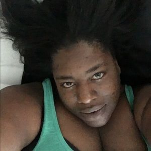 Meet your Posher, Loria