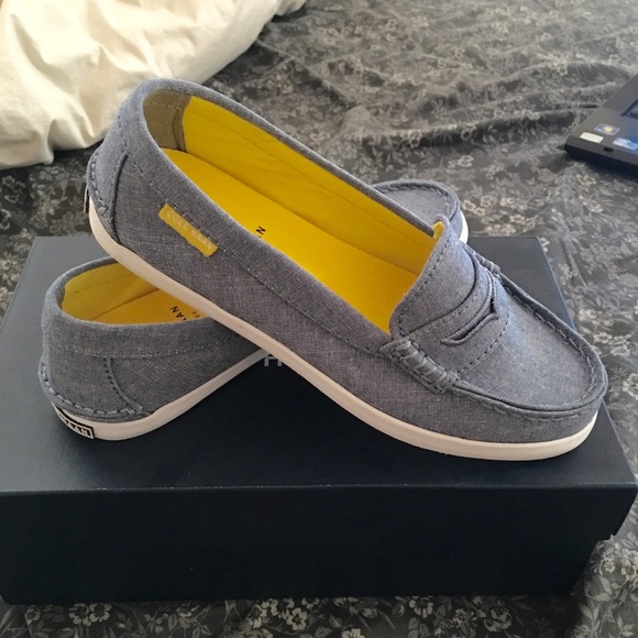 Sold on 〽️ NEW Cole Haan Size 5.5