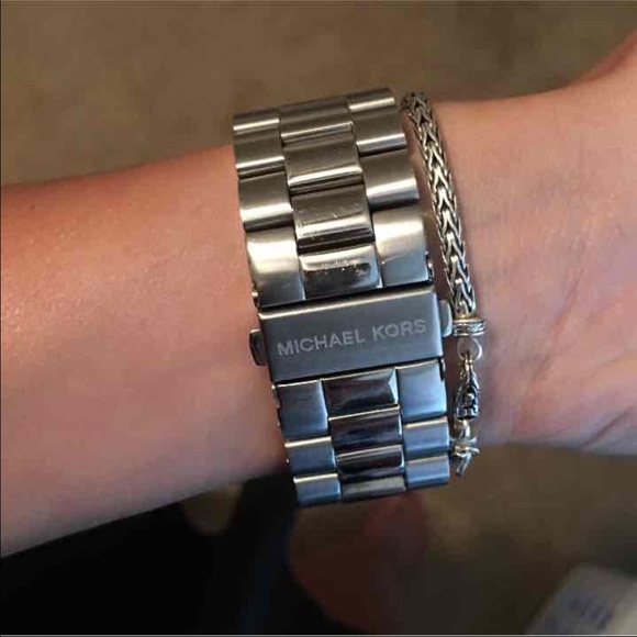 Oversized unisex Michael Kors Watch