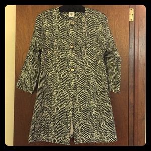 Classy zig zag black and cream print jacket