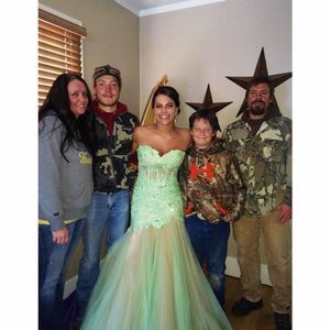 Meet your Posher, Mady