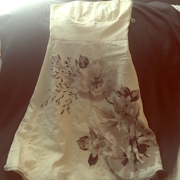 White House Black Market strapless dress