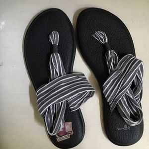 Sanuk Sandals