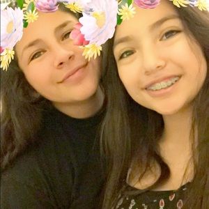 Meet your Posher, Monique