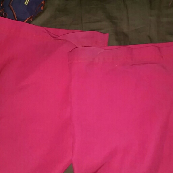 Spread good cheer scrub set pink - Picture 2 of 4