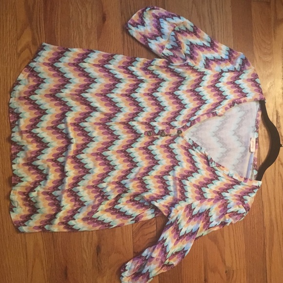 3 quarter sleeved shirt