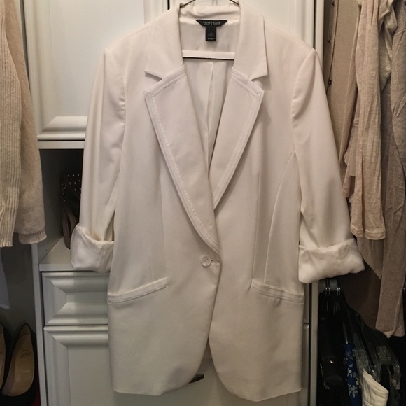 WHBM White Tuxedo Blazer w 3/4 sleeves