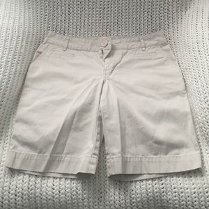 Classic khaki shorts