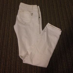 White skinny jeans size 5
