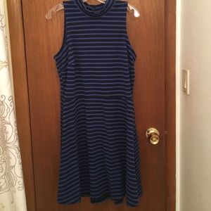 Old Navy woman's size large woman's dress.
