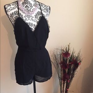 Forever 21 lace romper size M