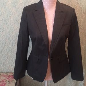 New with tags. Banana republic 6petite blazer.