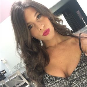 Meet your Posher, Toni