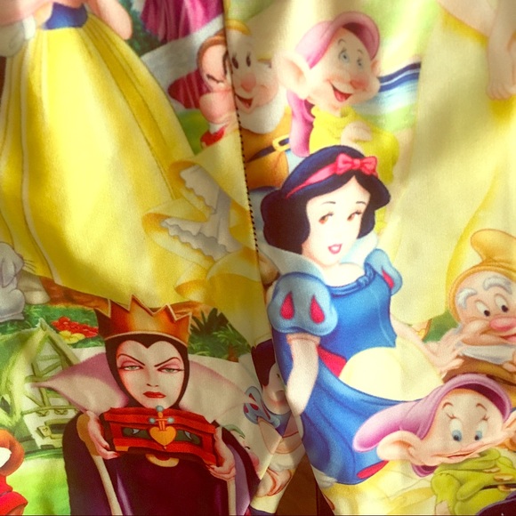 Lotus leggings- Snow White