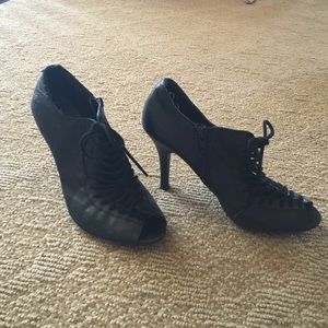 Steve Madden Leather Lace Up Black High Heels