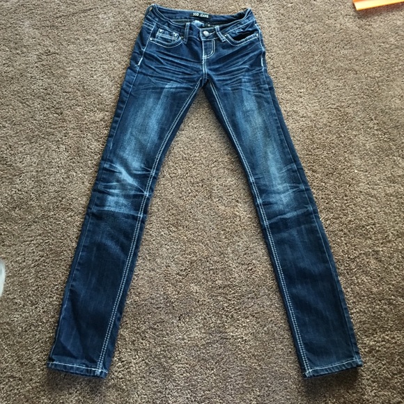 Dark wash skinny jeans!