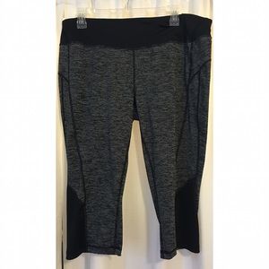 Gray workout leggings