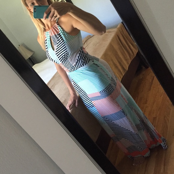 Vince Camuto Dress