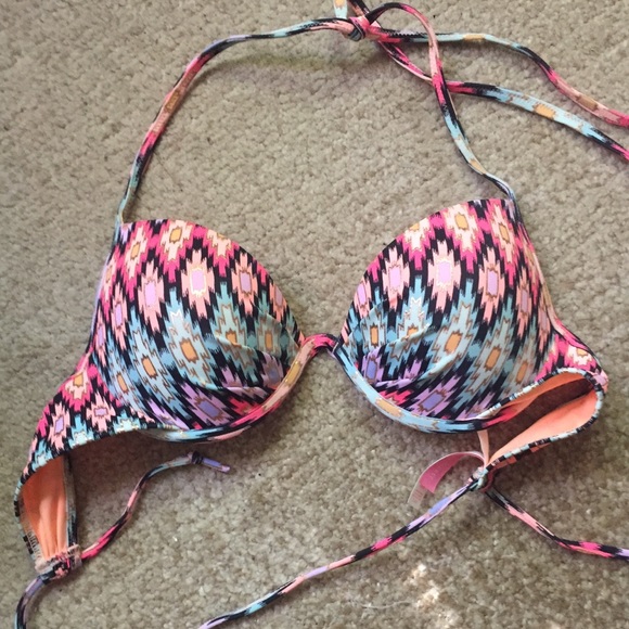 VS 34B TOP