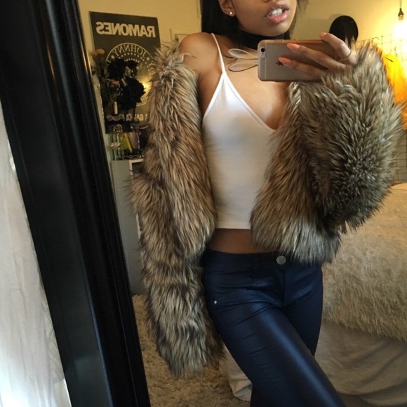 cropped faux fur jacket