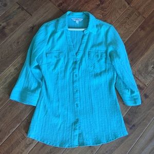 Great Northwest sea foam green blouse