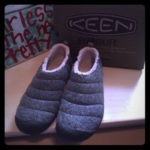 MAKE AN OFFER! New Keen slip on shoes!