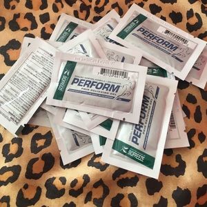 Perform pain relief gel